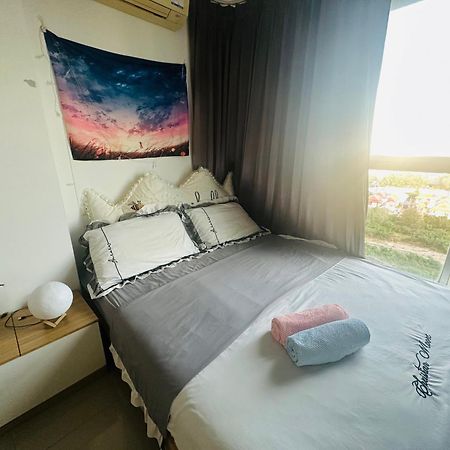 Seaview Beach Room Lumpini-Pool And Gym Face To Ocean Джомтиен Бийч Екстериор снимка