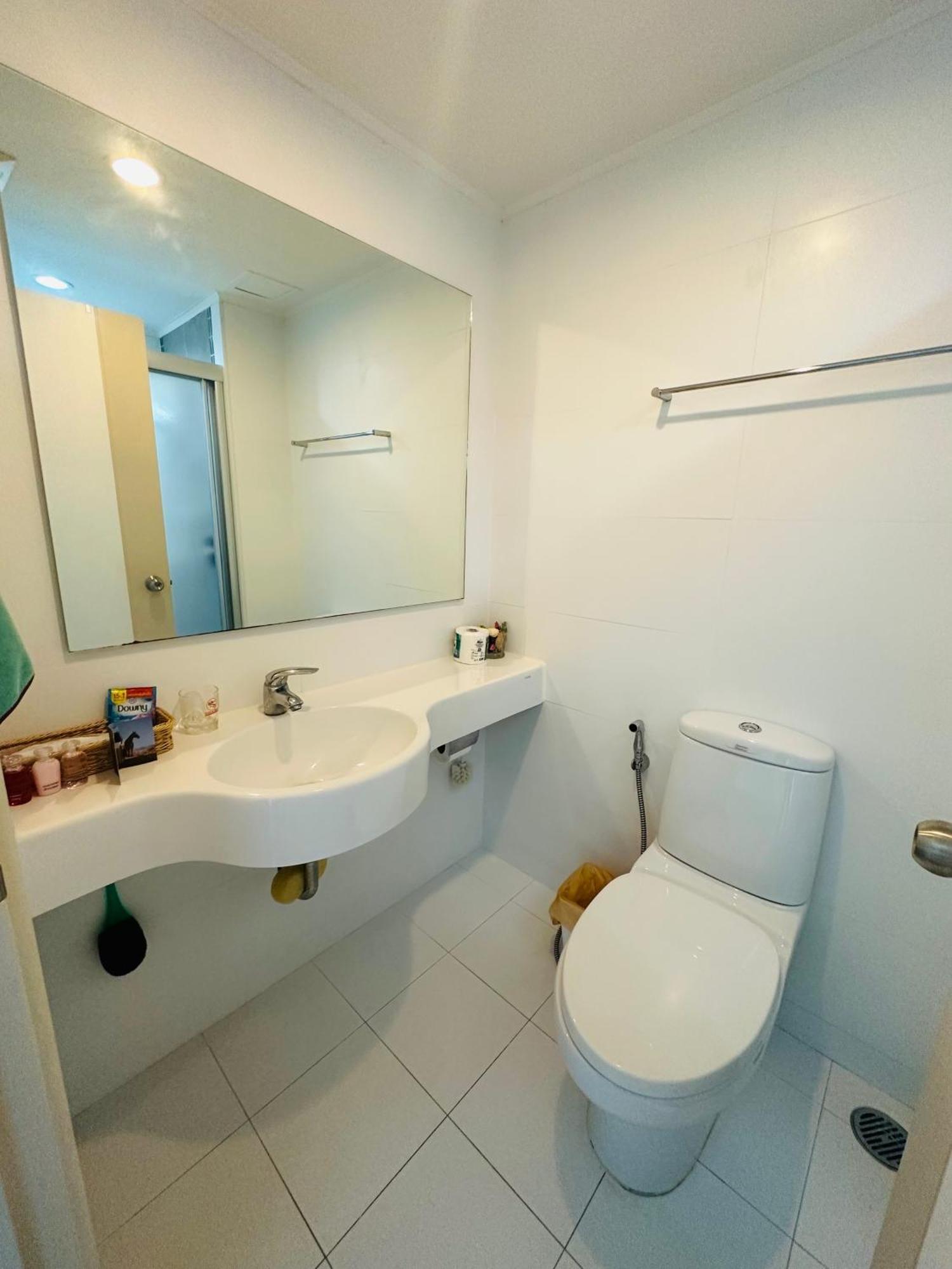 Seaview Beach Room Lumpini-Pool And Gym Face To Ocean Джомтиен Бийч Екстериор снимка