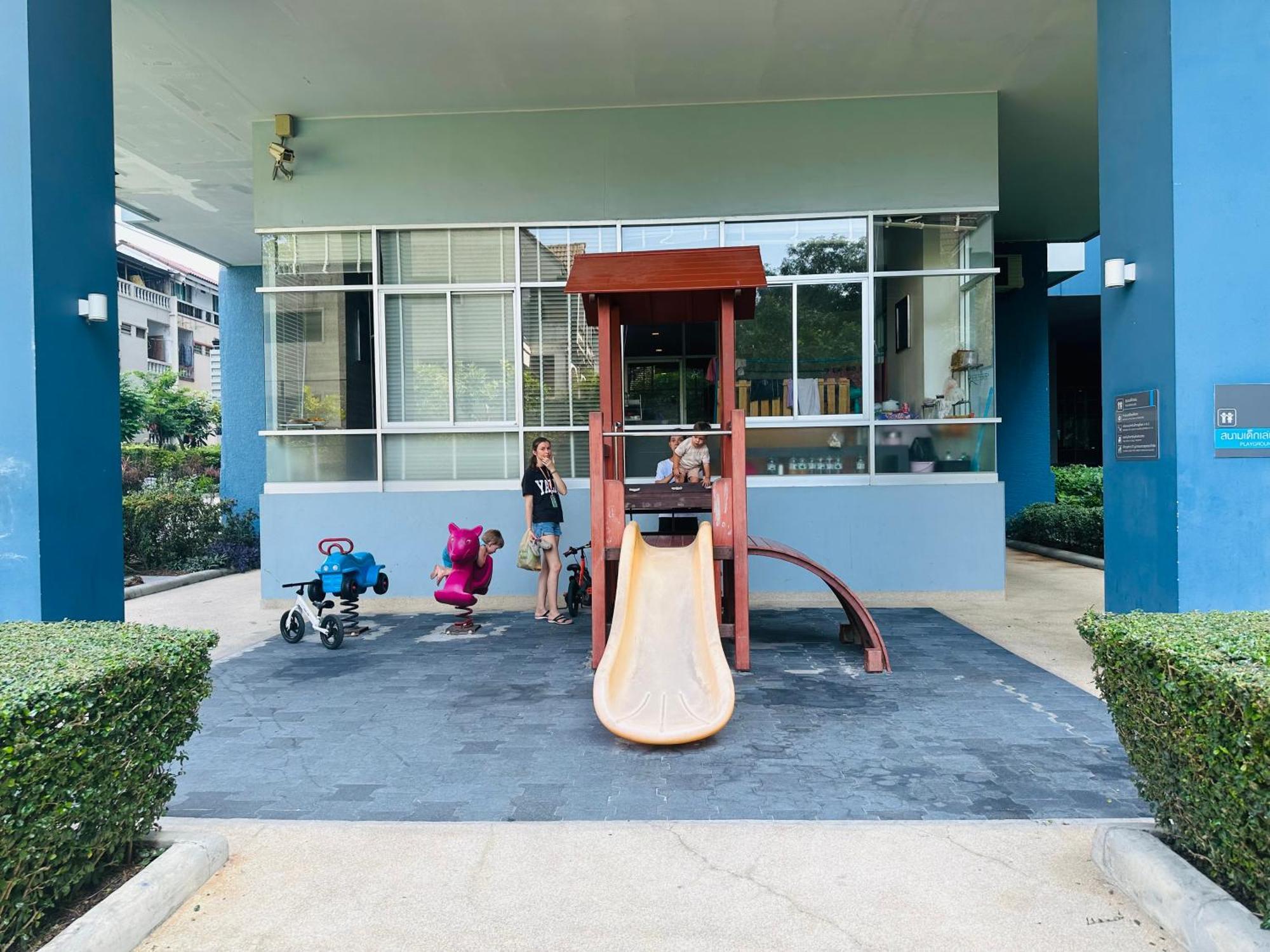 Seaview Beach Room Lumpini-Pool And Gym Face To Ocean Джомтиен Бийч Екстериор снимка